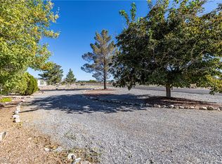 860 E Dixieland St, Pahrump, NV 89048