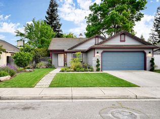 286 Castile Ln, Turlock, CA 95382