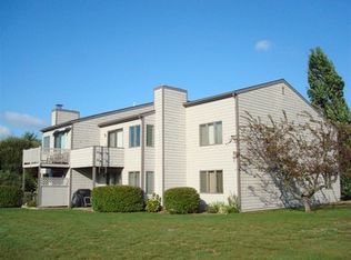 66 Seabreeze Ln, Bristol, RI 02809
