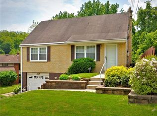 319 Greenway Dr, Pittsburgh, PA 15235