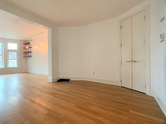 Sold by Cavanagh Properties LLC | media 6