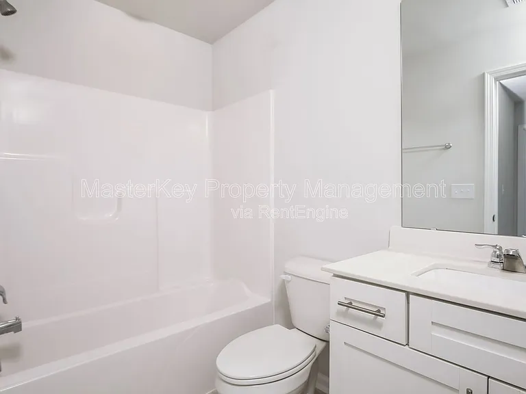2061 Caen St — Photo 23