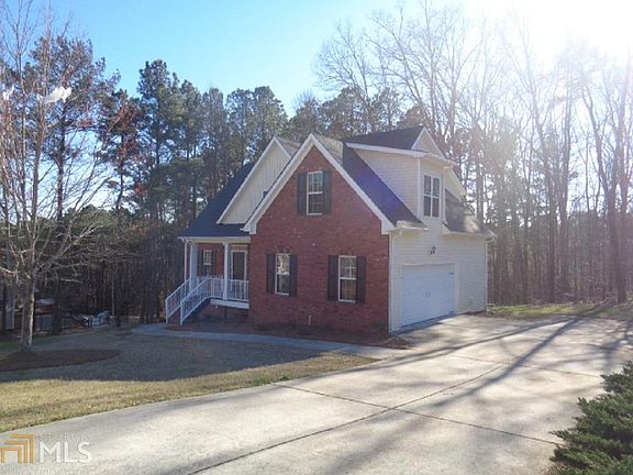 3rd image of 4209 Pine Hill Dr