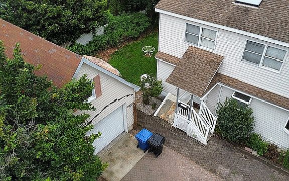 4th image of 73 Manning St