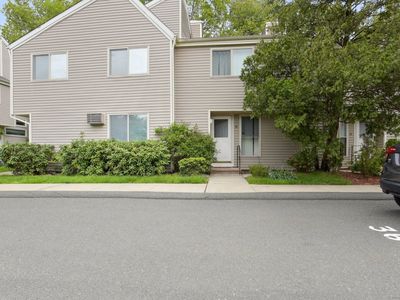 18 Cherokee Court #18, Cromwell, CT, 06416