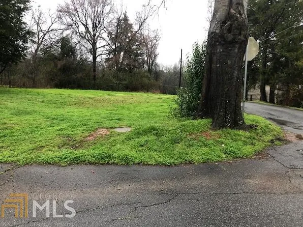 219 Thompkins St, Eatonton, GA 31024