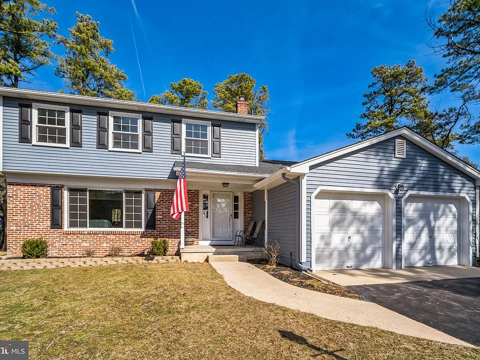 17 Carol Joy Rd