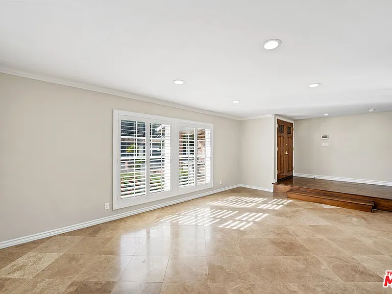 29403 Trailway Ln — Photo 6