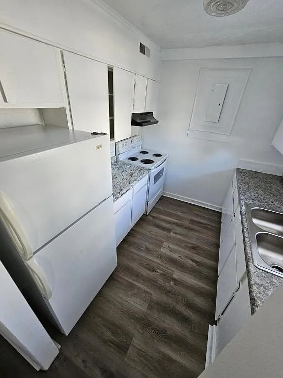 1948 Washington Street APT E2 — Photo 4