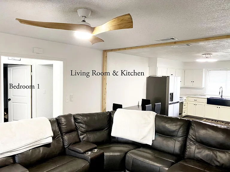 1032 Greg St — Photo 14