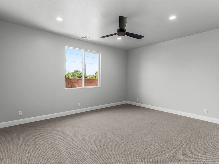 1089 E Coyote Crest Dr — Photo 28