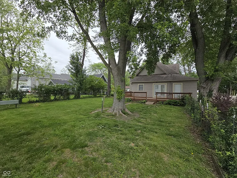 408 S Main St — Photo 27