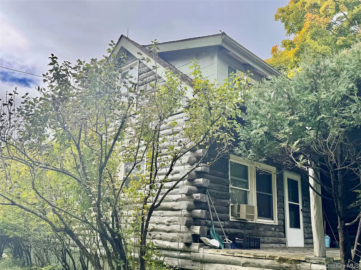 3 bed, 2.0 bath, 2000 sqft, $2,700 — Photo 4