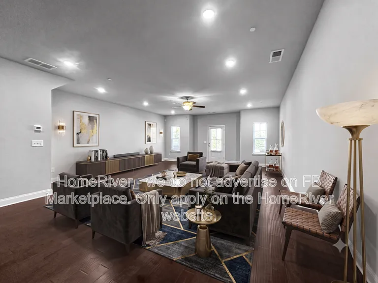 2335 May St #4F — Photo 1