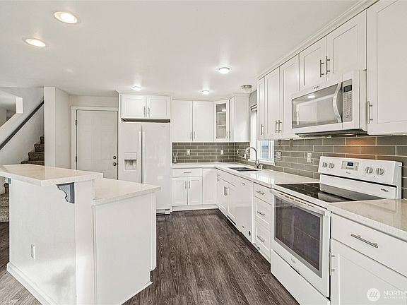 5th image of 11839 79th Avenue S