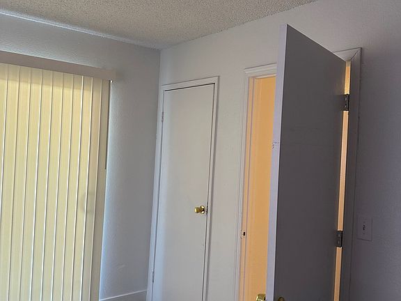 2nd image of 1620 Cordoba Ln APT C