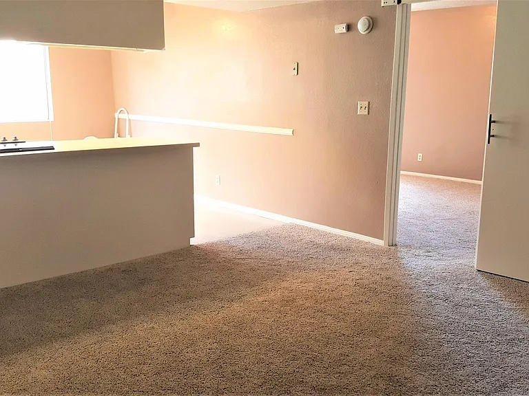 539 E Ridgecrest Blvd #H — Photo 1