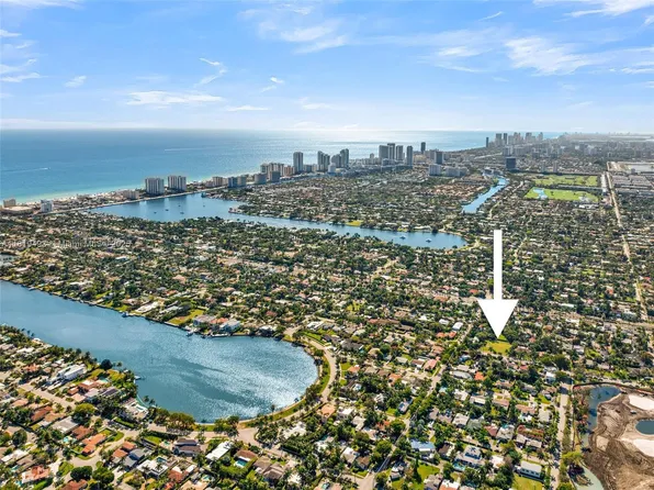 1310 Polk St, Hollywood, FL 33019