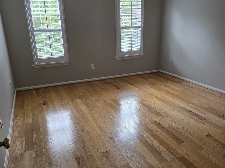 7504 Riverside Ct — Photo 22