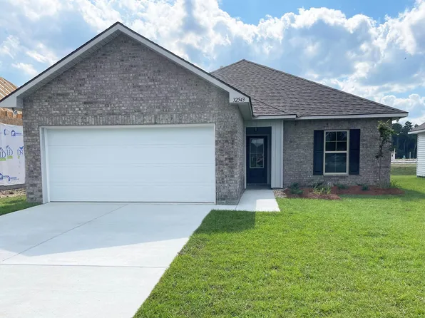 32543 White Bloom Ln, Walker, LA 70785