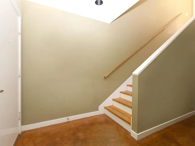 2819 Crawford St — Photo 18
