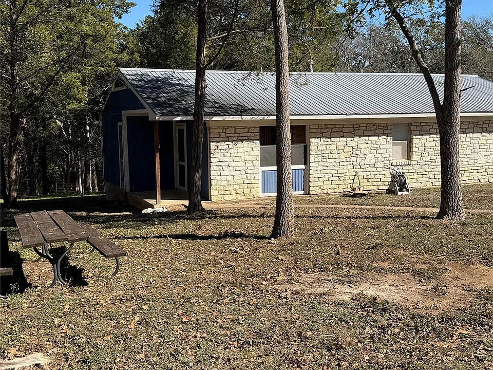 214 The Forest Rd