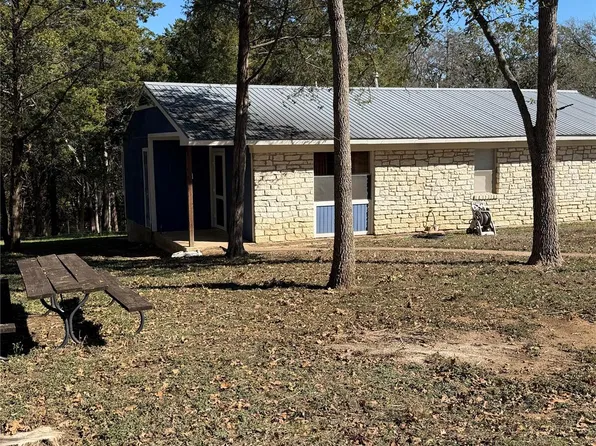214 The Forest Rd, Dale, TX 78616