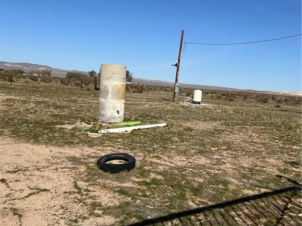 39375 Tami Rd, Newberry Springs, CA 92365
