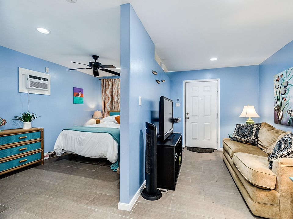 1st image of 4510 Avenue U #B