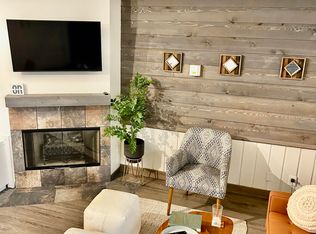 18575 SW Century Dr #812, Bend, OR 97702