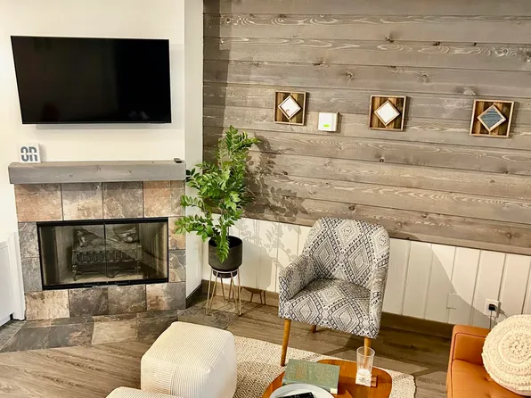 18575 SW Century Dr #812, Bend, OR 97702