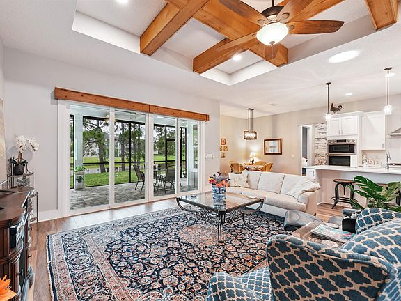 5th image of 213 Pescado Dr