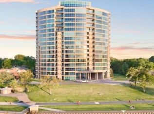 1225 Riverside Dr E #305, Windsor, ON N9A 0A2