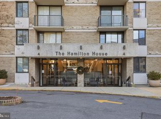 4 Monroe St APT 909, Rockville, MD