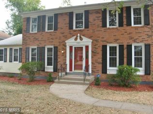 7623 Hayfield Rd, Alexandria, VA 22315