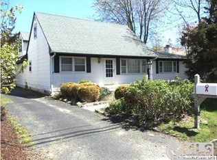 110 Hollyberry Dr, Toms River, NJ