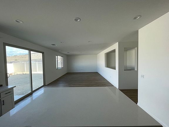 4th image of 21518 Milam Dr