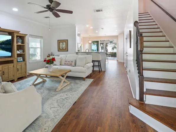 159 Beacon Point Dr, Santa Rosa Beach, FL 32459