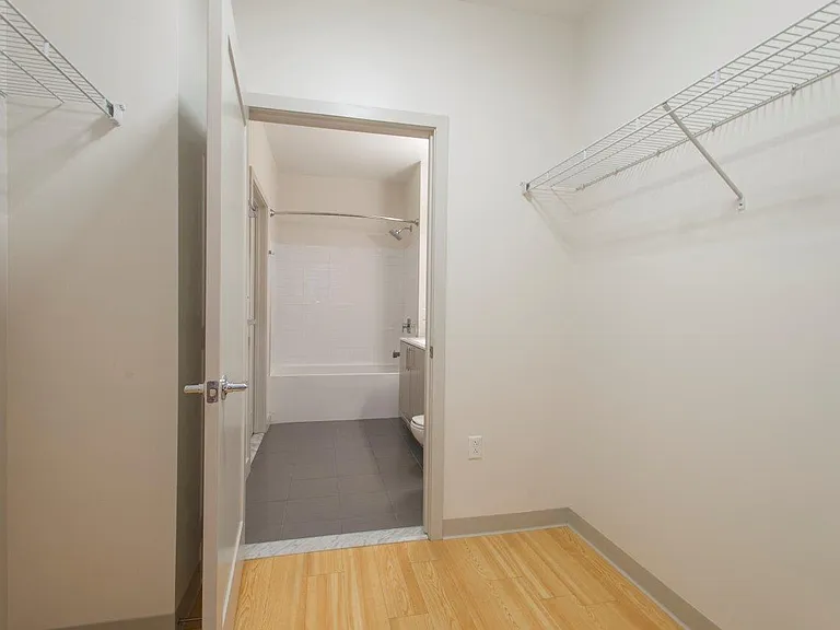 West Square Apartments — Photo 134