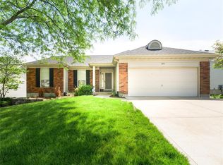 2151 Riding Spur Dr, Saint Louis, MO 63146