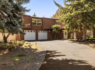 20825 King Hezekiah Way, Bend, OR 97702