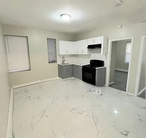 246-247 Roseville Ave #3D Photo 1