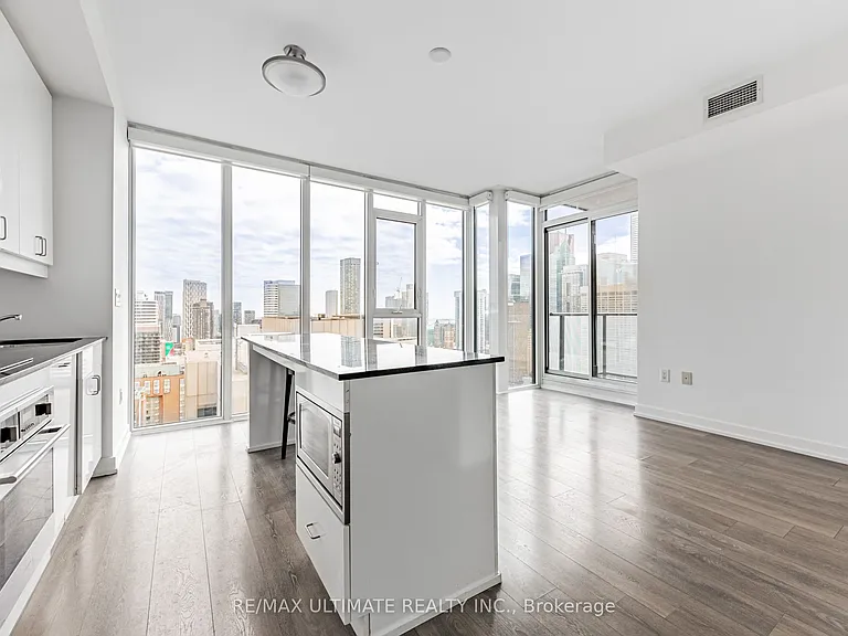 426 University Ave #3508 — Photo 2