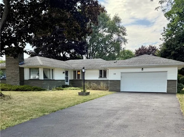 77 Peppermint Dr, Rochester, NY 14615