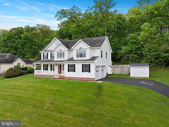 3rd image of 874 Boyds School Rd