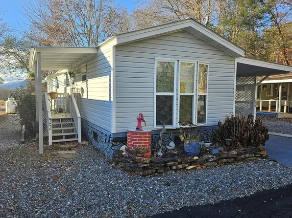 22 Tokumto St, Franklin, NC 28734