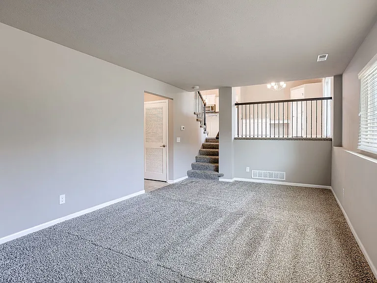 18812 Birch Ave — Photo 17