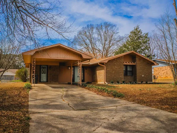 127 Park St, Monticello, AR 71655
