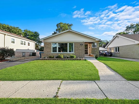 2nd image of 5425 W 99th Pl