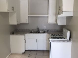 819 W 165th Pl APT 2, Gardena, CA 90247